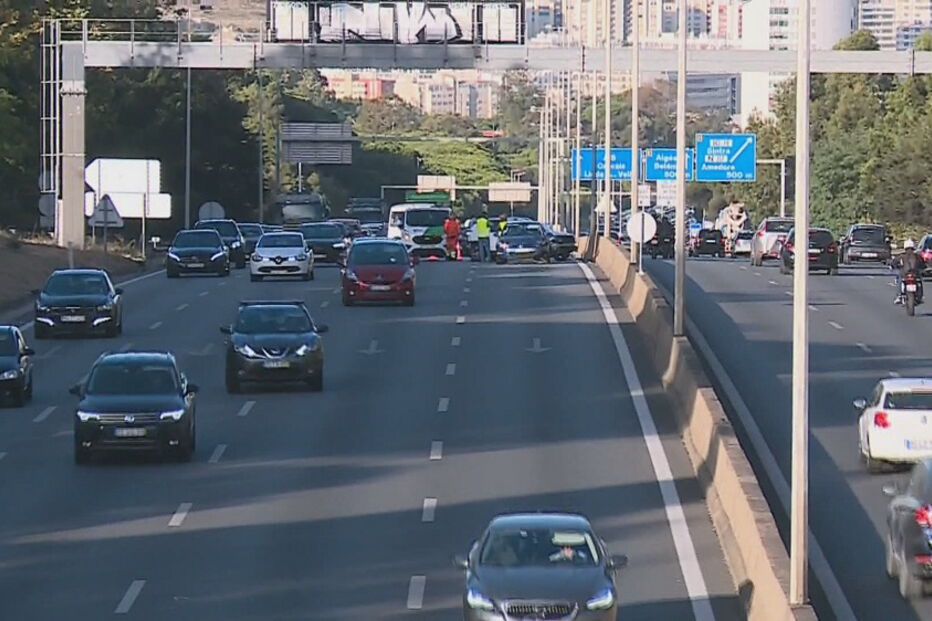 Acidente na A5 em Monsanto