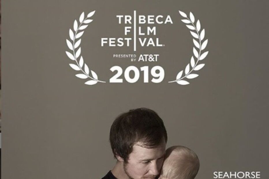 Transgénero dá à luz e confessa dificuldades de ser mulher