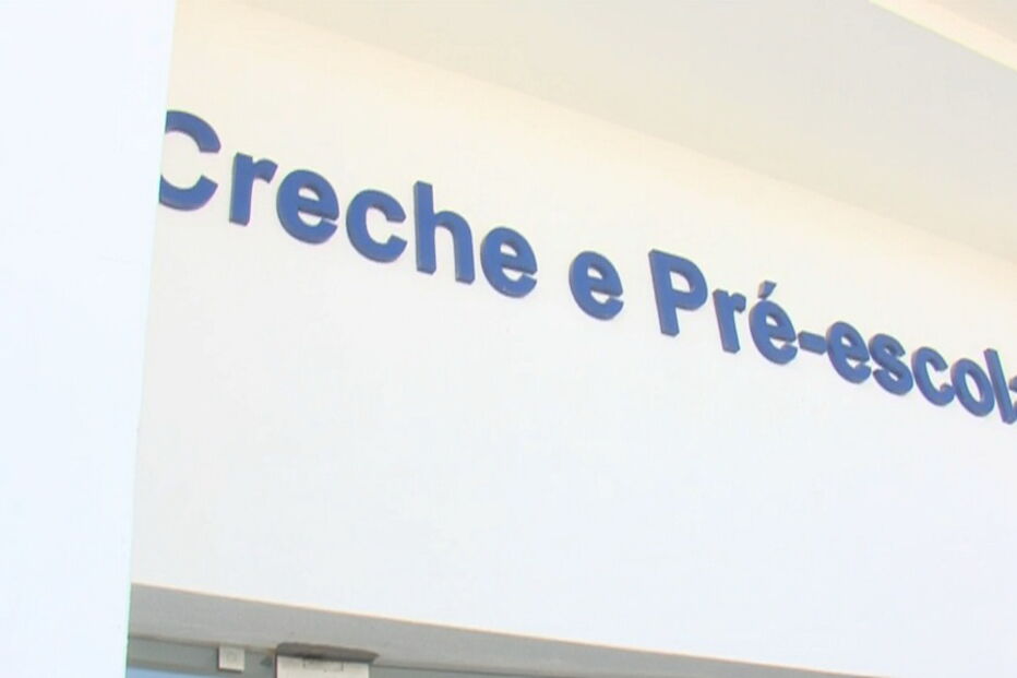 Dois bebés retirados de creche e 40 crianças transferidas devido a incêndio no Bombarral