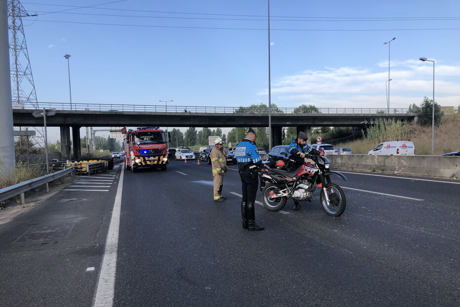 Acidente no IC17-CRIL em Lisboa faz um ferido e condiciona circulação 