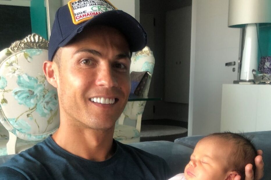 Cristiano Ronaldo encantado com a sobrinha