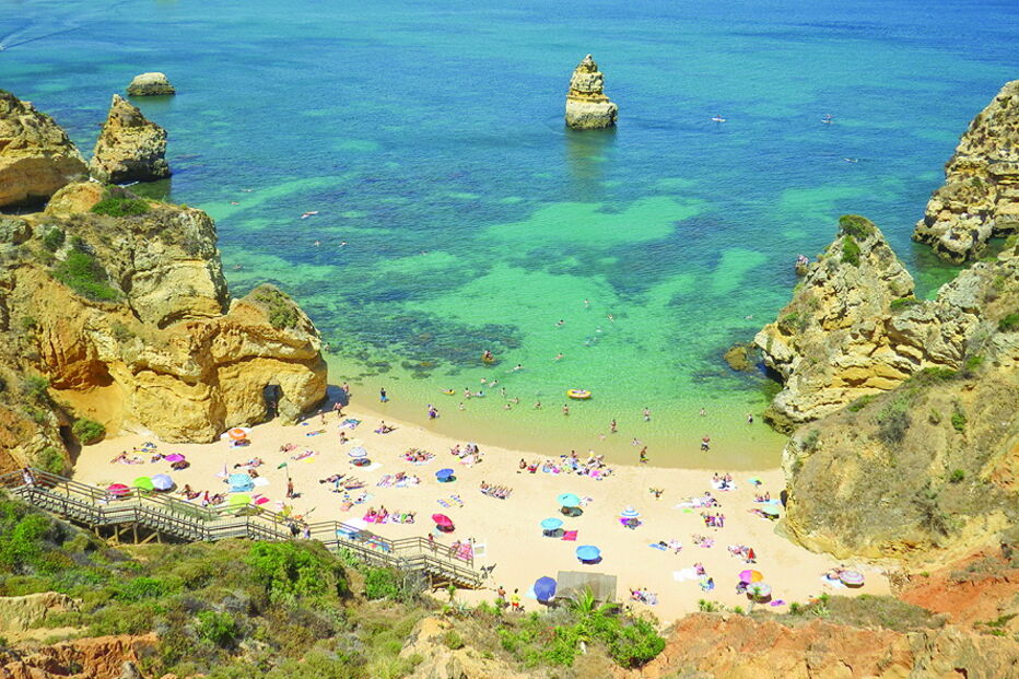 Praia do Camilo, em Lagos