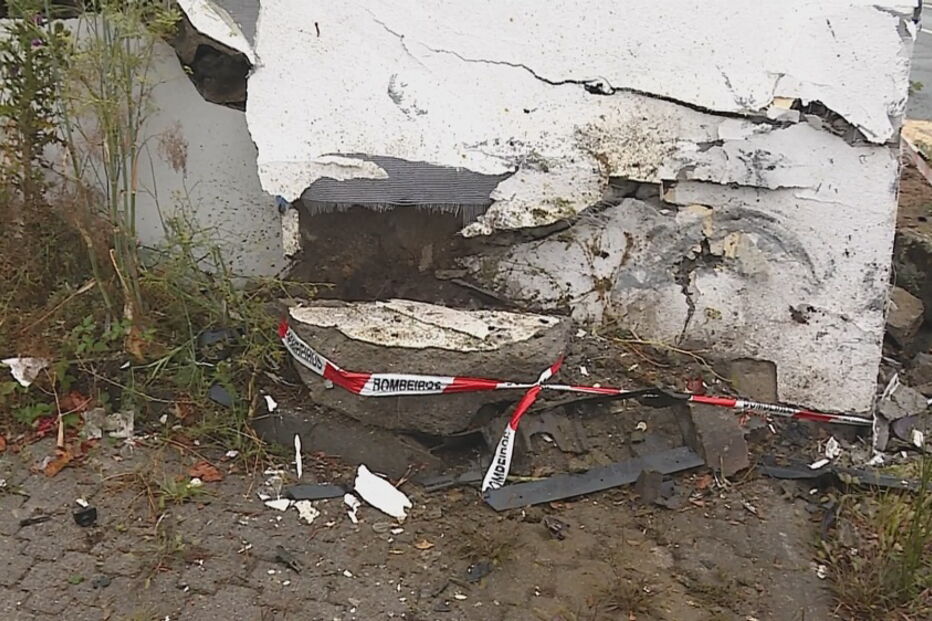 Três mortos em despiste e violenta colisão com muro em Paços de Ferreira