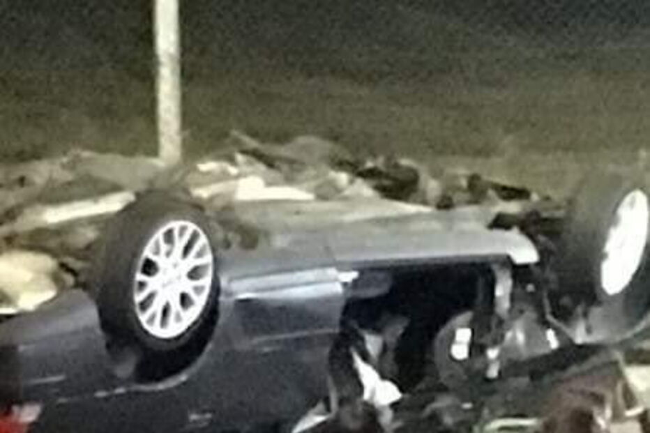 Três mortos em despiste e violenta colisão com muro em Paços de Ferreira