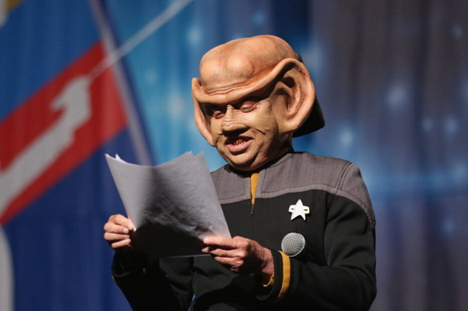 Aron Eisenberg a interpretar a personagem Nog