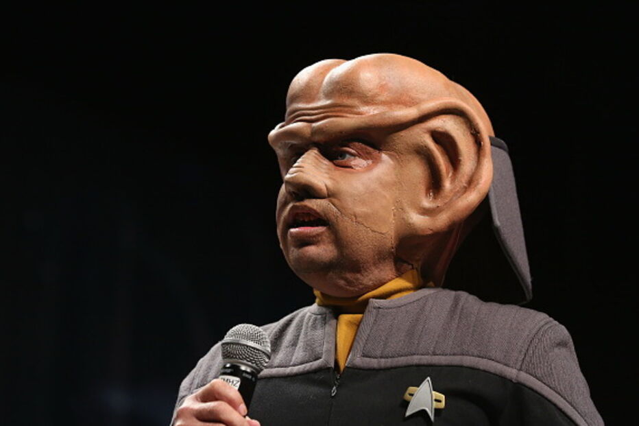 Aron Eisenberg a interpretar a personagem Nog