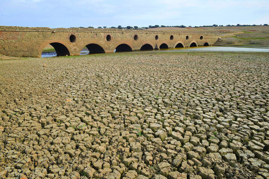 Consequência das alterações climáticas, Portugal regista um gradual aumento da temperatura e períodos mais longos de seca, em particular no sul do País 