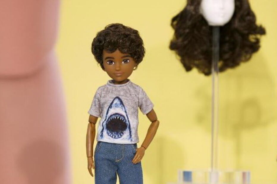 Mattel lança linha de bonecas sem género