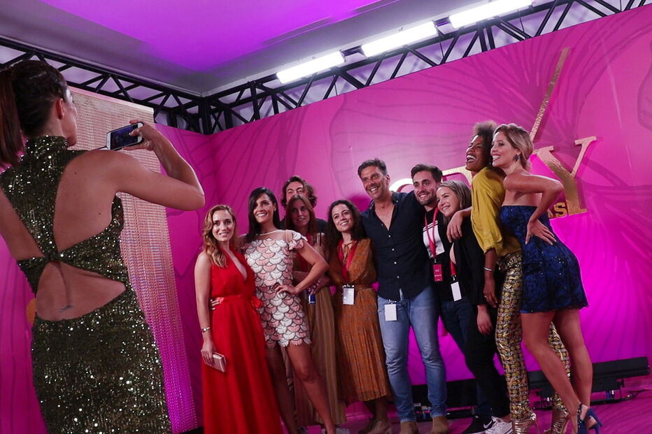 Entre a passadeira rosa e os bastidores da gala mais sexy do ano