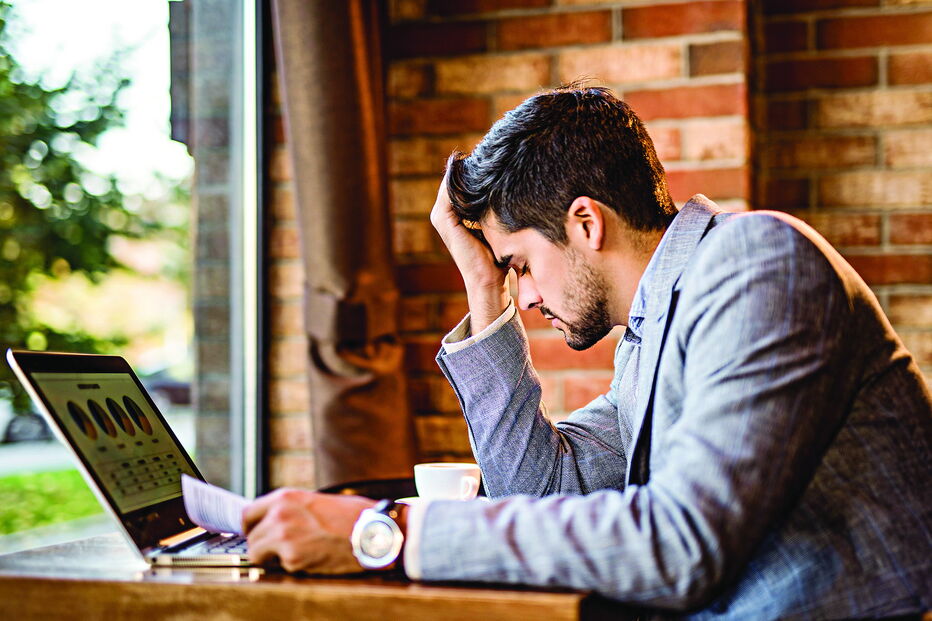 Famílias desesperadas recorrem a crédito fácil na internet, com condições gravosas, anunciados de forma apelativa  