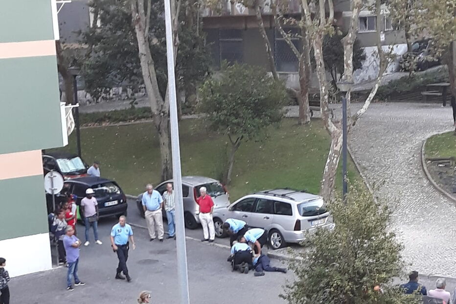 Casal detido após agredir PSP em Rio de Mouro