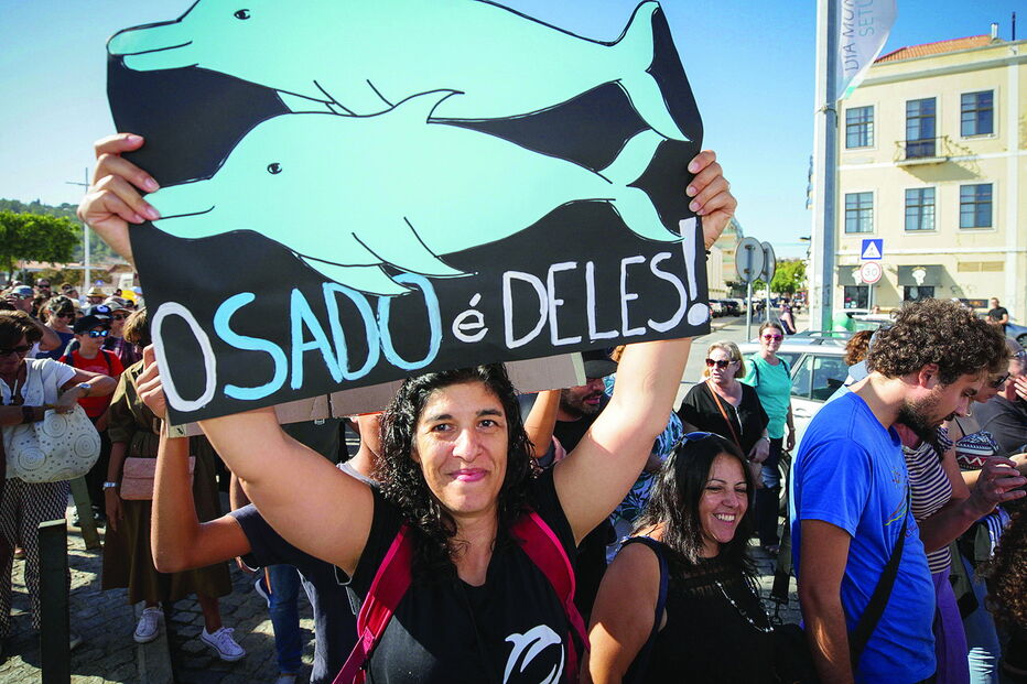 Setúbal saiu à rua contra dragagens no rio Sado