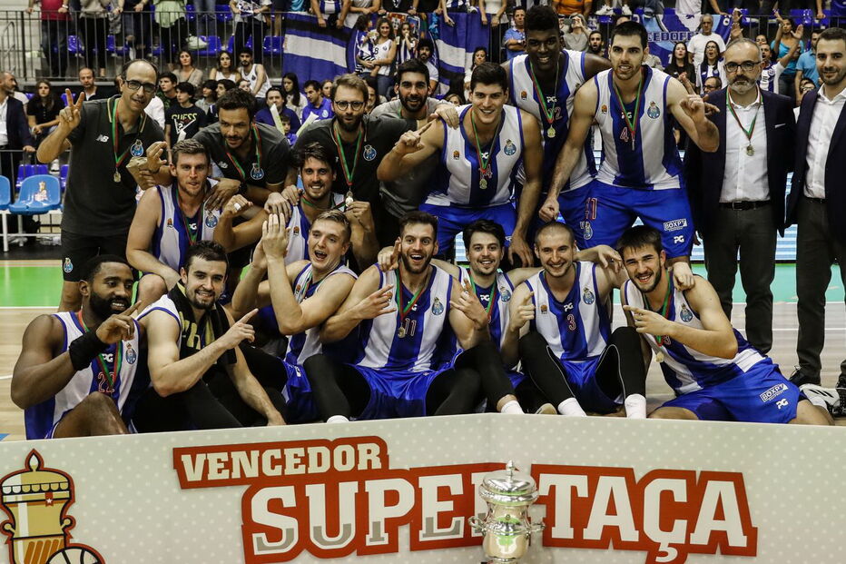 FC Porto conquista Supertaça de basquetebol