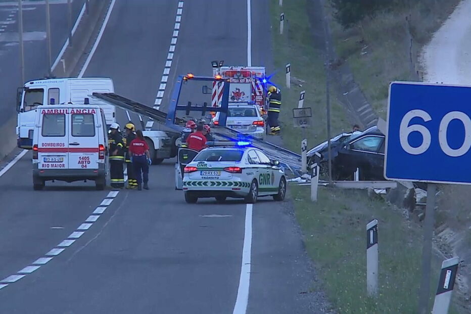 Idosa morre em acidente no IC2 em Rio Maior	