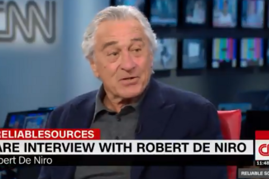 Robert de Niro manda 'f****' apoiantes de Trump em direto na CNN