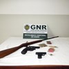 Homem detido com armas proibidas em Valpaços