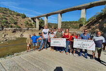 População manifesta-se contra o baixo caudal