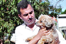 André Silva visitou um canil 