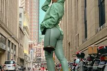 Modelo esteve em Xangai e perdeu o jogo da Seleção contra o Luxemburgo	