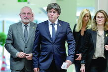 Puigdemont está exilado na Bélgica e vai ser de novo alvo de um mandado de prisão 