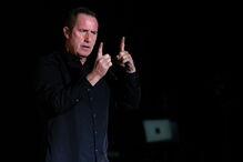 Mestres da pop eletrónica, Orchestral Manoeuvres in the Dark, deram lição de mestria numa Aula Magna praticamente esgotada.