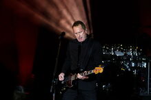 Mestres da pop eletrónica, Orchestral Manoeuvres in the Dark, deram lição de mestria numa Aula Magna praticamente esgotada.