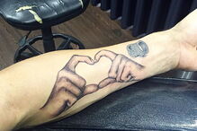 Tatuagem de Hugo Vieira
