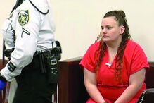 Mulher condenada a 20 anos de prisão por ter filho de menor de 11 anos