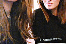 Sara Carbonero filmou-se a tomar chá ao lado da amiga Irene Carrasco, num café tradicional do centro do Porto    