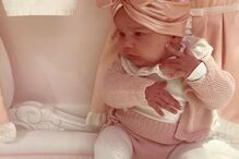 Valentina, filha de Katia Aveiro