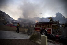 Vário incêndios florestais estão a lavrar na Califórnia