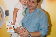 Ator Vítor Emanuel com a filha