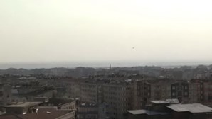 Ofensiva turca no nordeste da Síria faz pelo menos 15 mortos