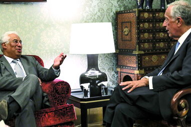 António Costa, líder do PS e vencedor das legislativas, foi chamado ao Palácio de Belém pelo Presidente da República e indigitado por Marcelo como primeiro-ministro 