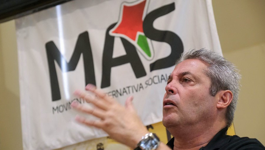 Líder do Movimento Alternativa Socialista (MAS), Gil Garcia