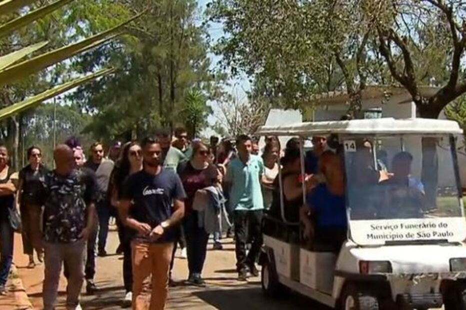 Cerimónias fúnebres em memória de Raíssa Eloá Caparelli Dadona