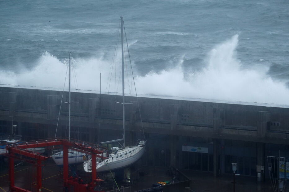 Furacão Lorenzo nos Açores