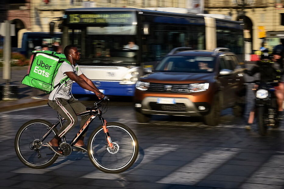 Chegou a nova app da Uber que lhe vai permitir encontrar trabalho temporário