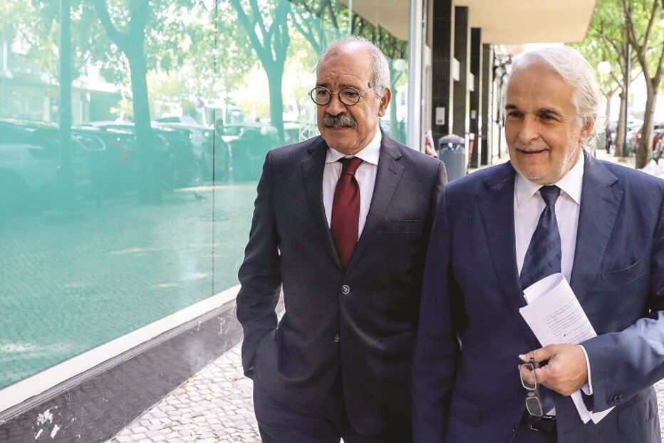 Rui Rangel fez-se acompanhar do seu advogado, João Nabais. À saída, não quis falar aos jornalistas. Falou apenas o causídico, que invocou nulidades 