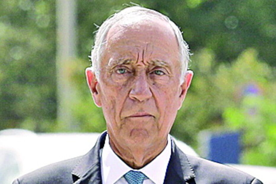 Presidente presta homenagem 