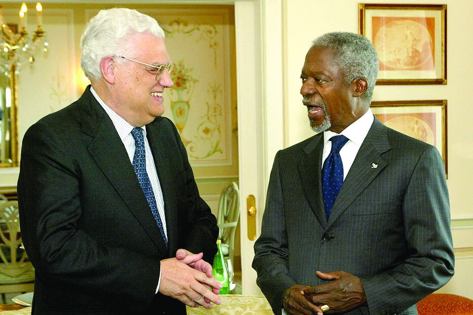 Com Kofi Annan, secretário-geral das Nações Unidas