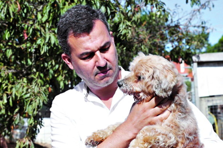 André Silva visitou um canil 