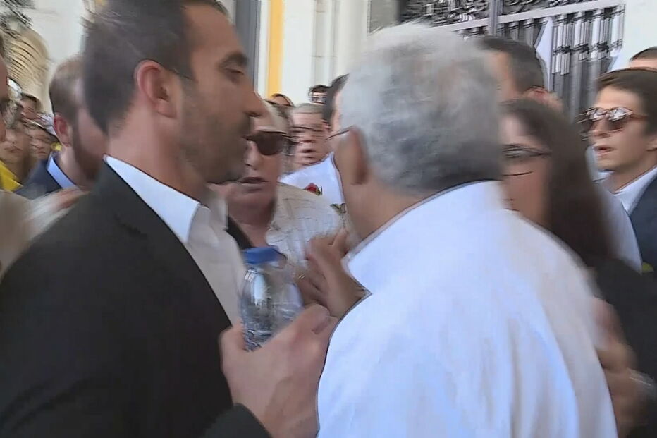 António Costa arruada