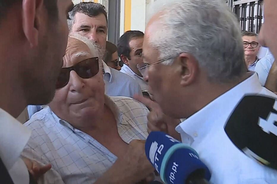 António Costa arruada