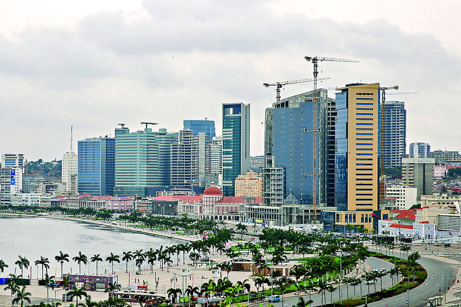 Em Luanda correm vários processos interpostos pelo BES 