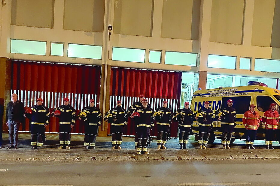 Alimentos foram adquiridos pela Câmara de Portimão e entregues aos bombeiros voluntários 