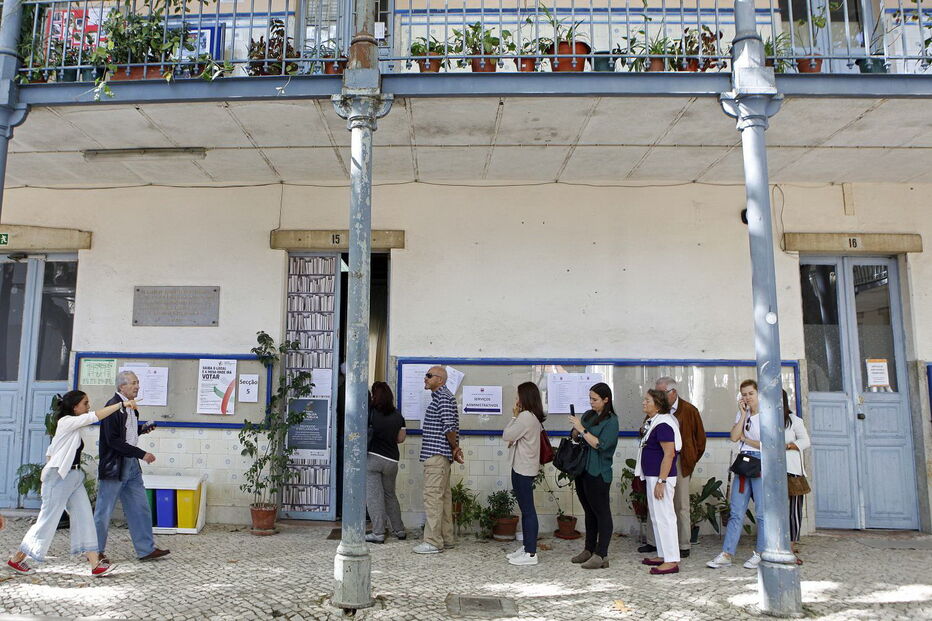 Eleitores preparam-se para votar nas legislativas 2019