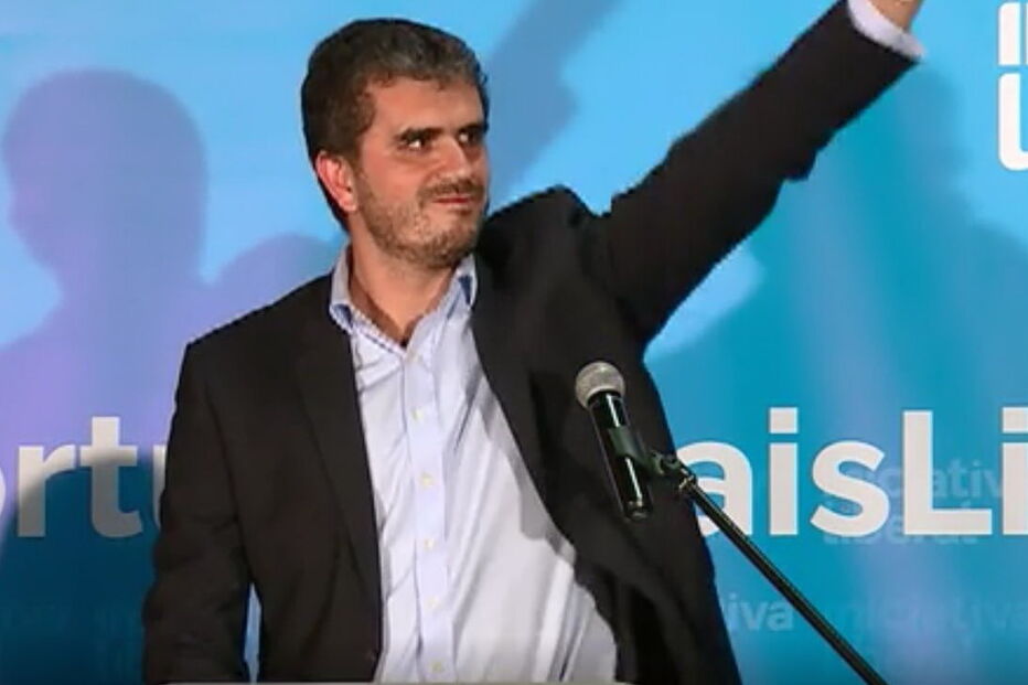 Carlos Guimarães Pinto diz que PS mantém o país 