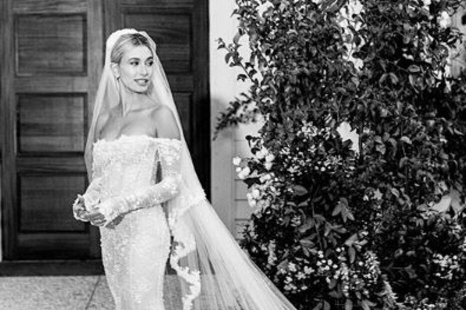 Hailey Baldwin e Justin Bieber vivem casamento de sonho 