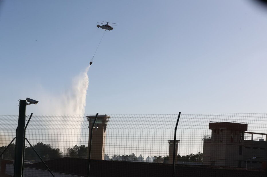 Incêndio na Serra da Carregueira, em Sintra